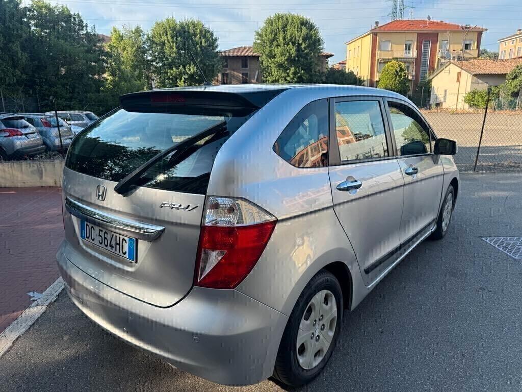 Honda FR-V 1.7 Benz 6 POSTI NEOPATENTATI
