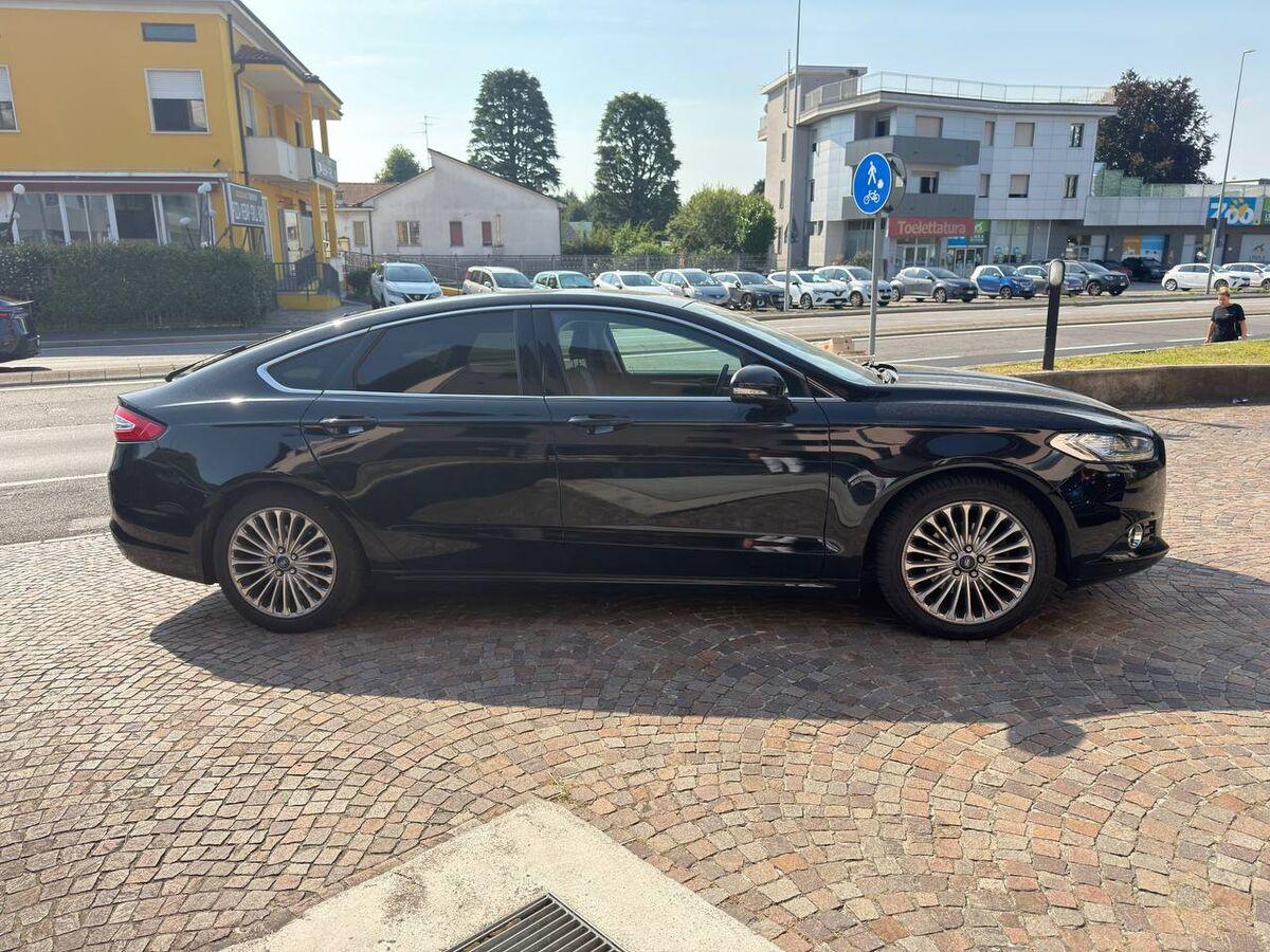 Ford Mondeo 2.0 tdci Titanium Business s&s 180cv powershift my17