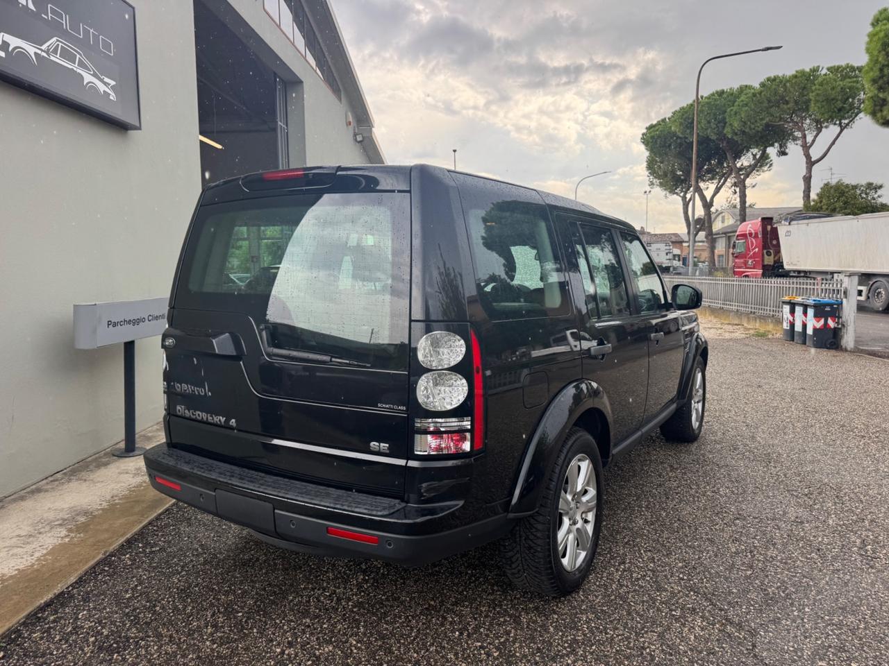 Land Rover Discovery 2.0 TD4 180 CV HSE