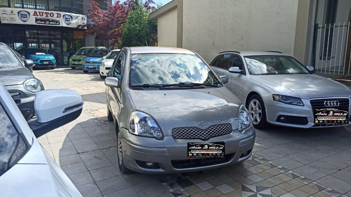 TOYOTA - Yaris - 1.4 D-4D DPF 3p. Sol