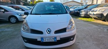 Renault Clio 1.2 16V 5 porte Luxe neopatentati