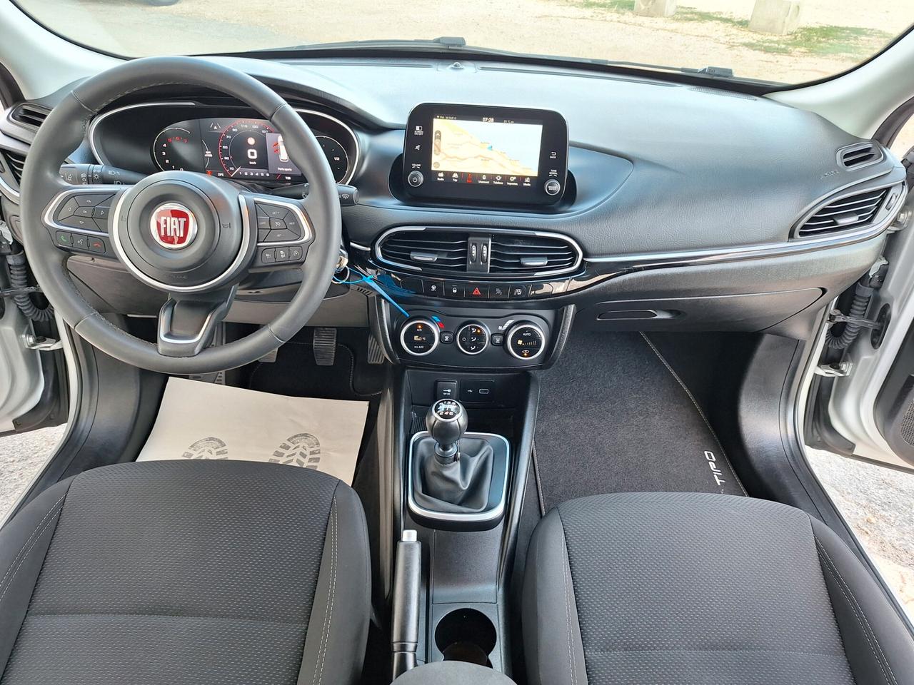 Fiat Tipo 1.6 MJT 130 CV SW LOUNGE NAVI LED