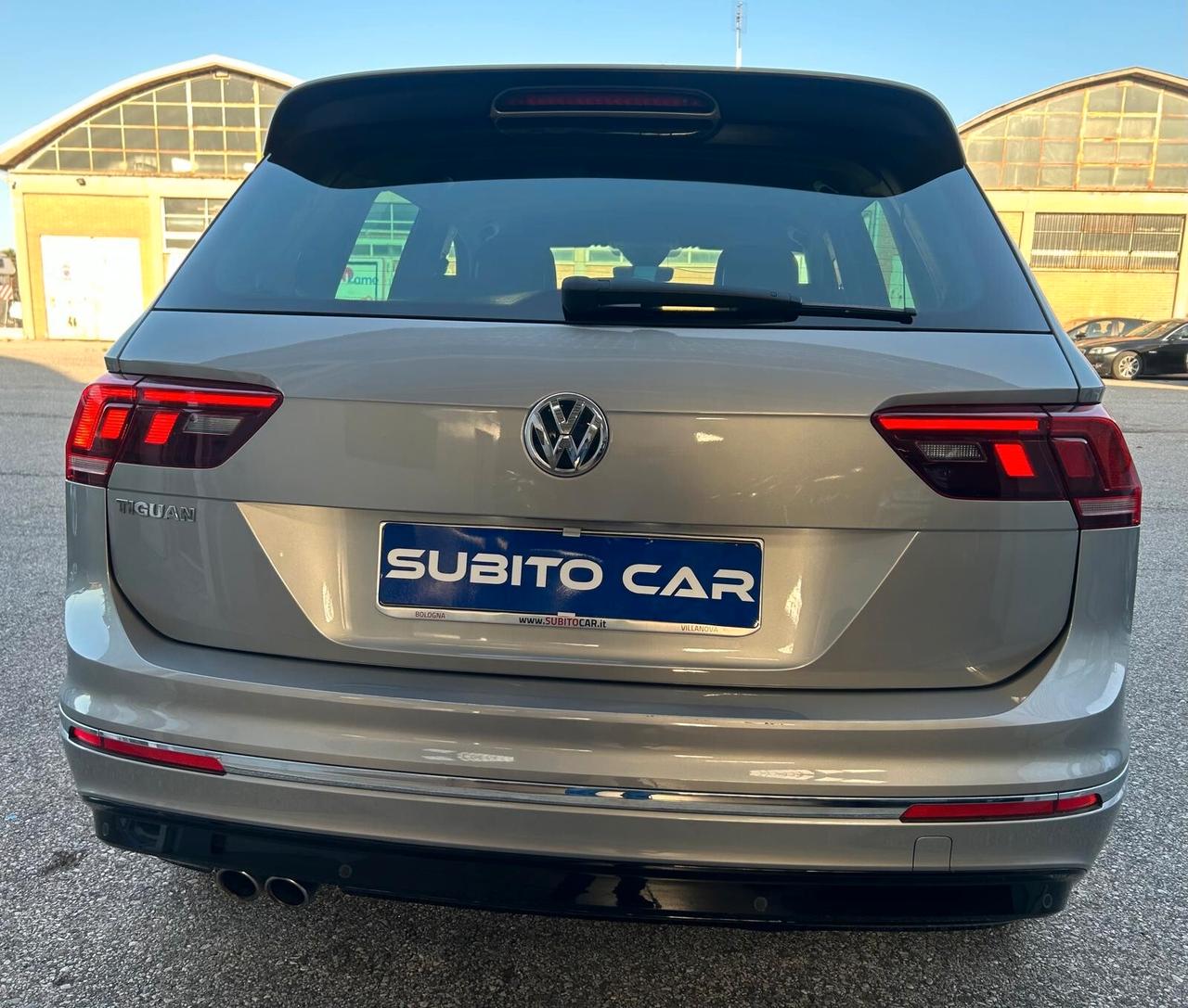 Volkswagen Tiguan 2.0 TDI SCR DSG R-LINE