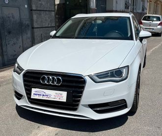 Audi A3 SPBK 2.0 TDI 184 cv S-LINE