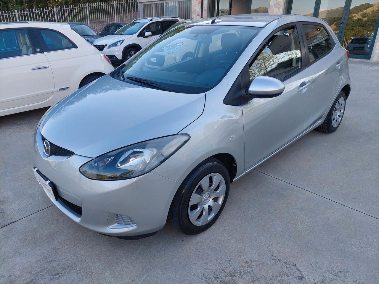 Mazda 2 1.3 16V 75CV 5porte Easy