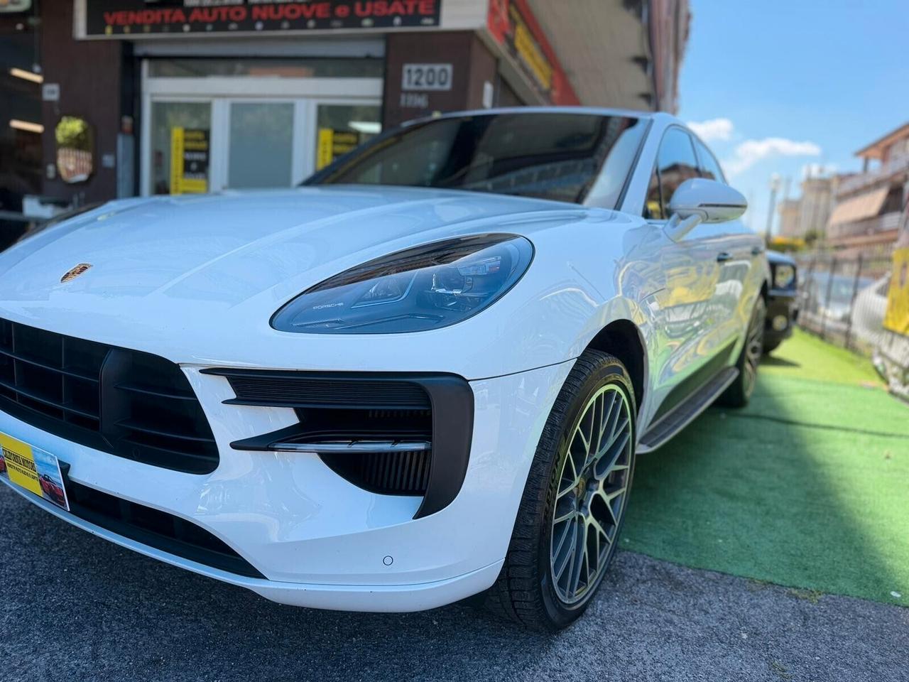 Porsche Macan 3.0 S benzina 353 cavalli pacchetto sport crono