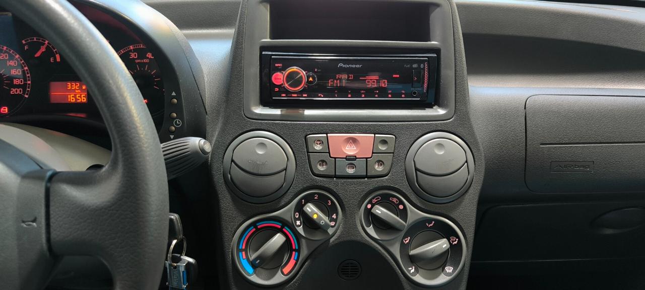 Fiat Panda 1.2 Dynamic 60cv benzina ok neopatentati