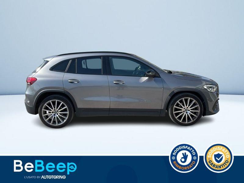 Mercedes-Benz GLA 200 D PREMIUM AUTO