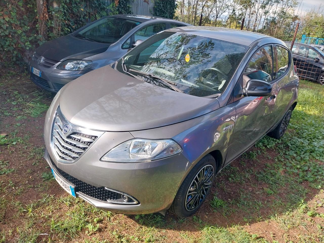 Lancia Ypsilon 1.2 69 CV 5 porte Gold