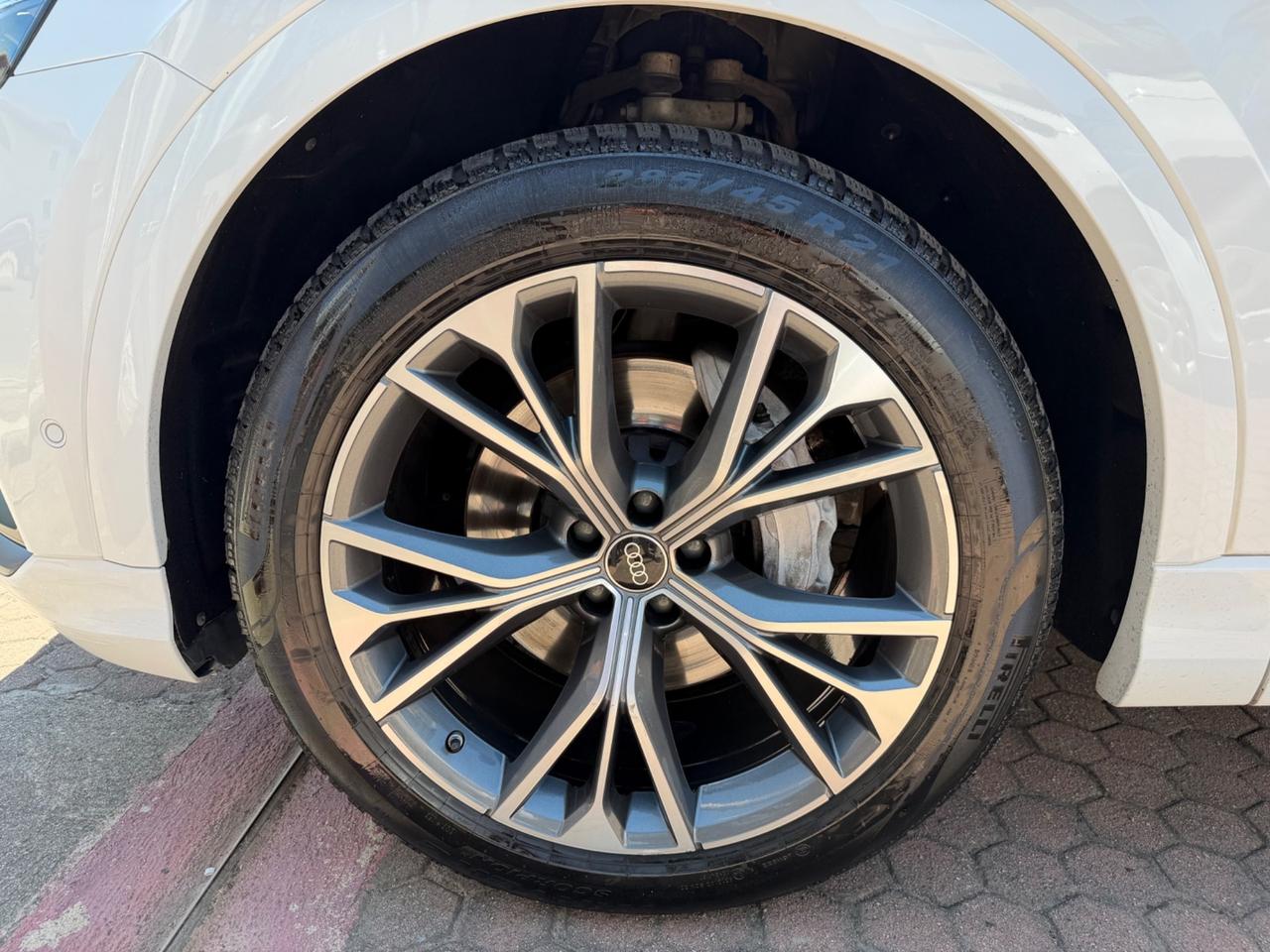 Audi Q8 50 TDI 286 CV quattro tiptronic Sport