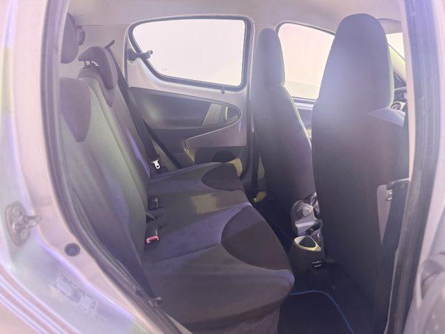 TOYOTA Aygo 1.0 12V VVT-i 5 porte Sol