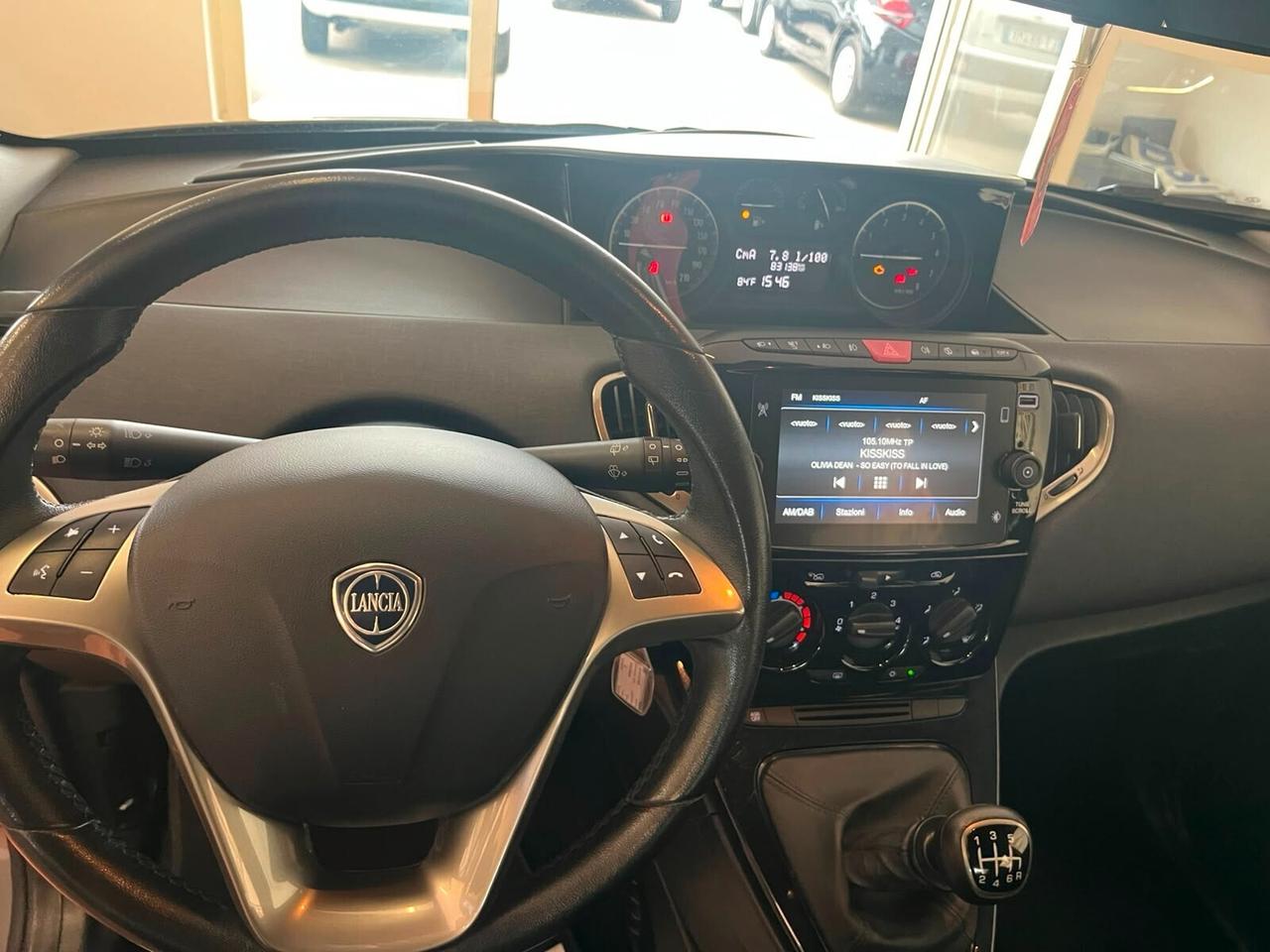 Lancia Ypsilon 1.0 FireFly 5 porte S&S Hybrid Gold Plus