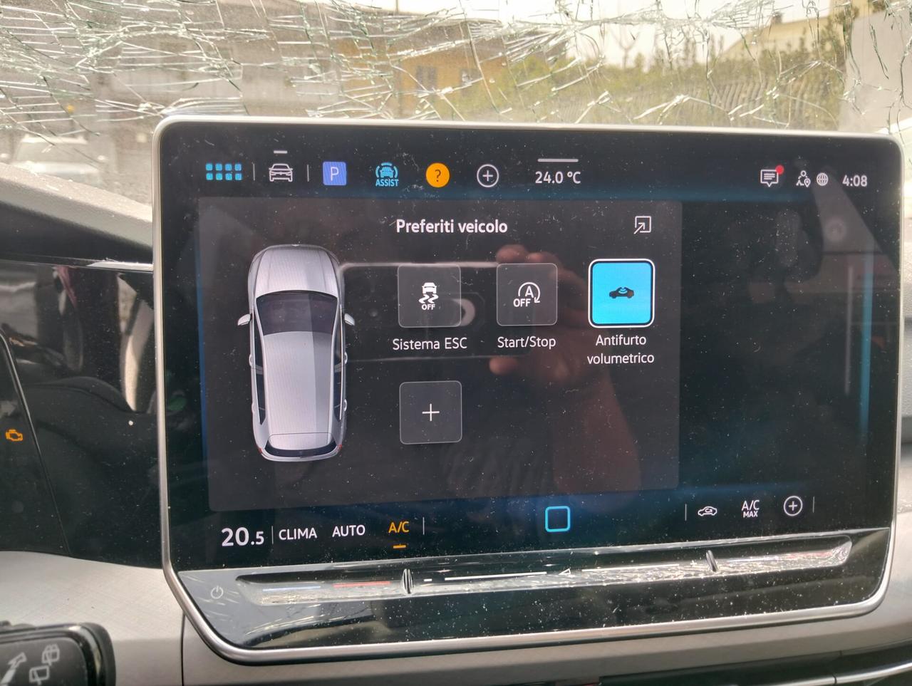 Volkswagen Golf 1.5 TSI 115cv 2025 SINISTRATA