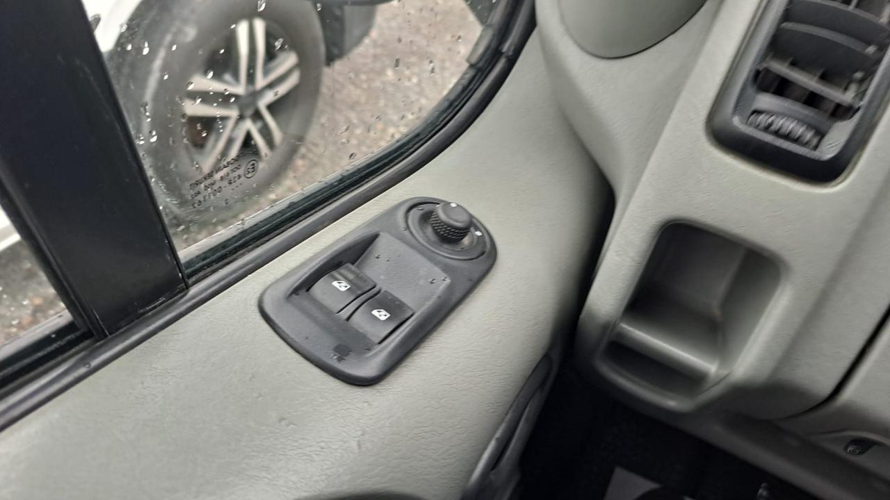 Opel Vivaro tetto super alto