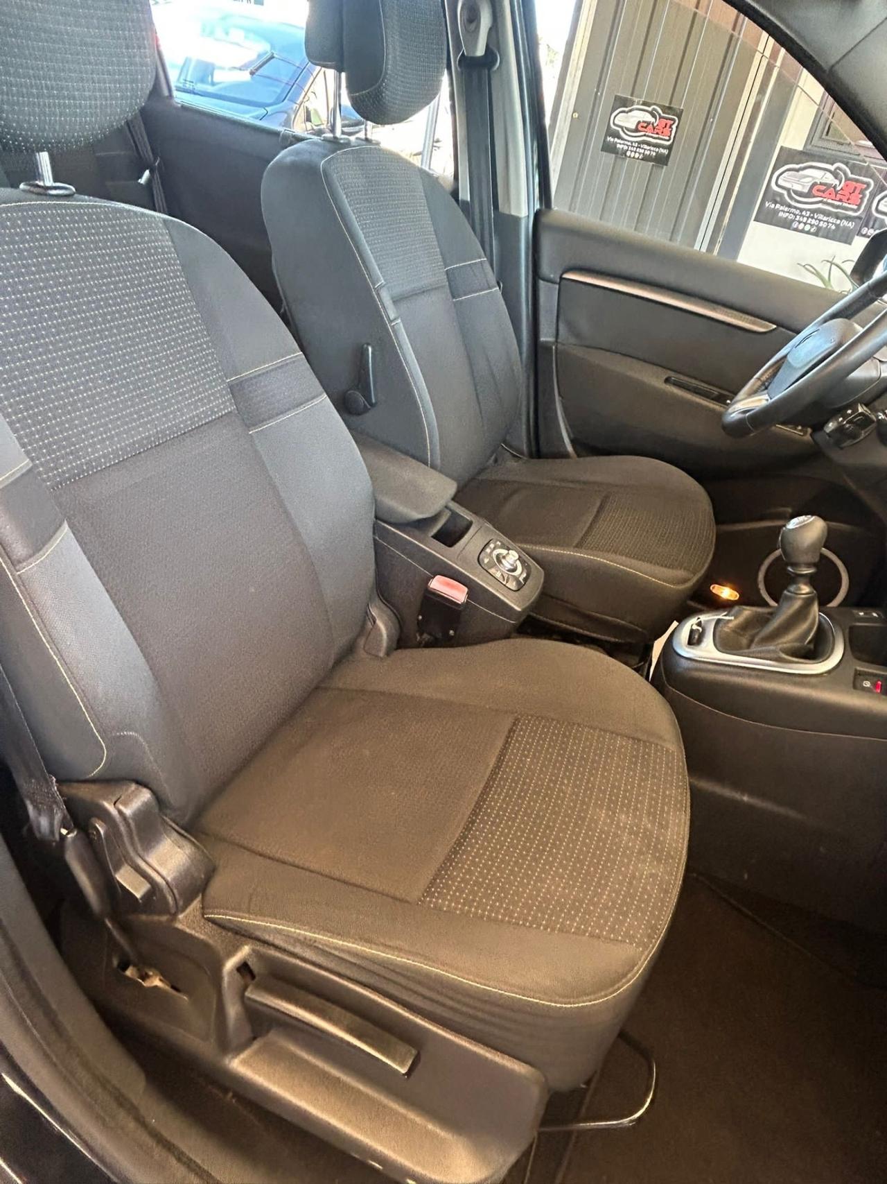 Renault Scenic Scénic X-Mod 1.5 dCi 110CV Dynamique