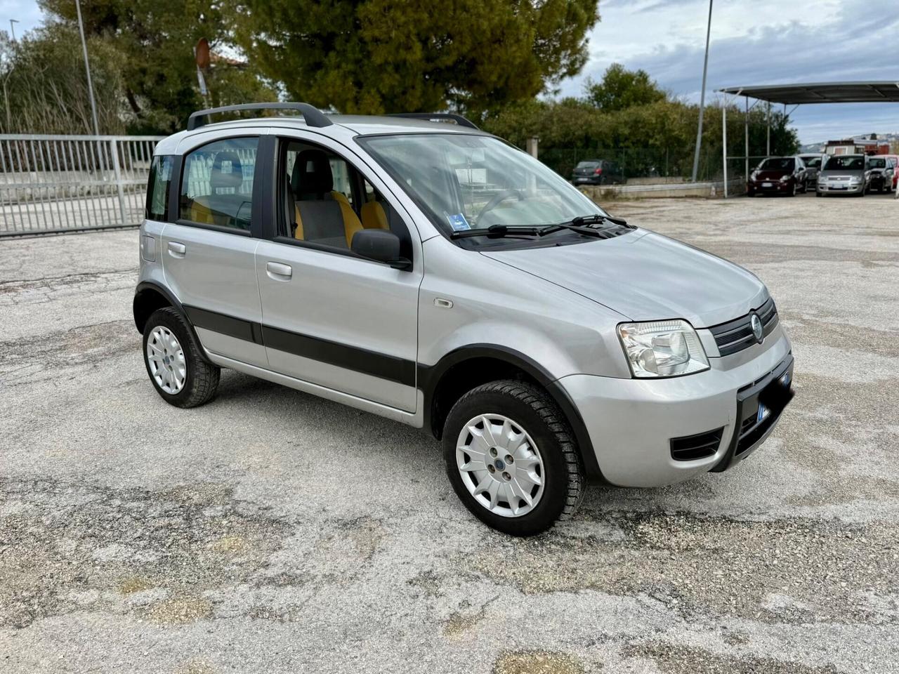 Fiat Panda 4x4 Diesel 1.3 MJT Uniproprietà NEOPATENTATI