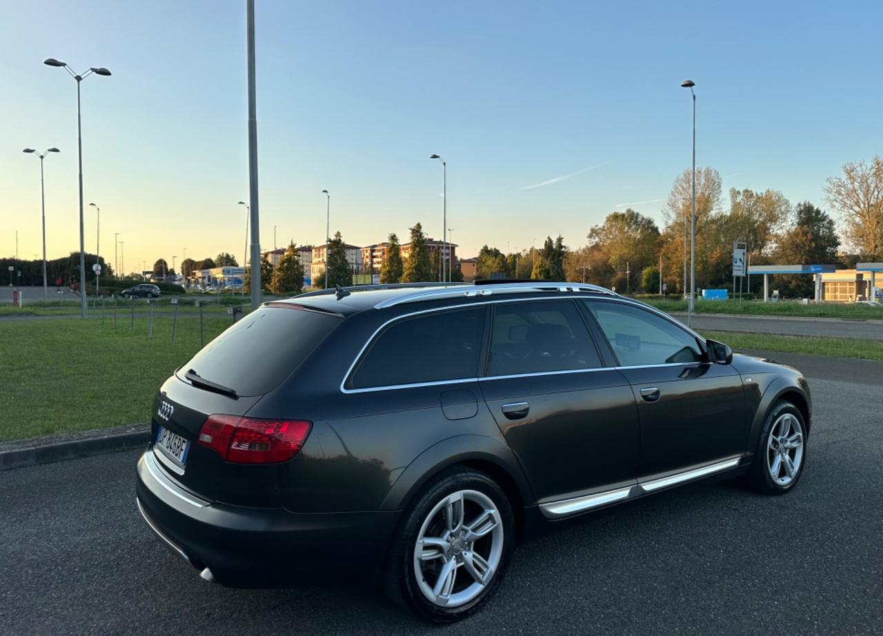 Audi A6 allroad V6 Tiptronic full tettuccio apribile