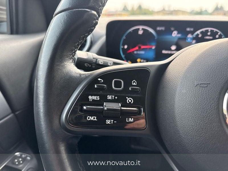 Mercedes-Benz GLA GLA 180 Sport auto