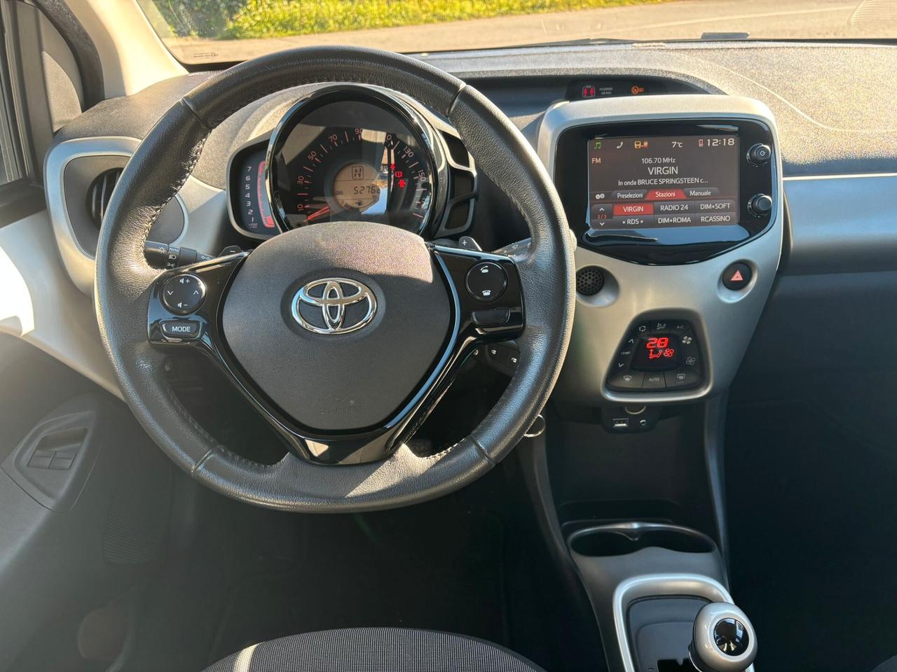 Toyota Aygo 1.0 VVT-i 69 CV 5 porte x-wave MMT