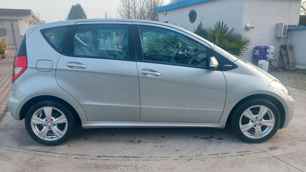 Mercedes-benz A 160 - Cambio automatico - Avantgarde