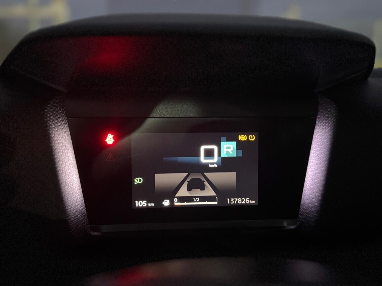 Citroen C4 BlueHDi 130 EAT8 Shine retrocam Sensori