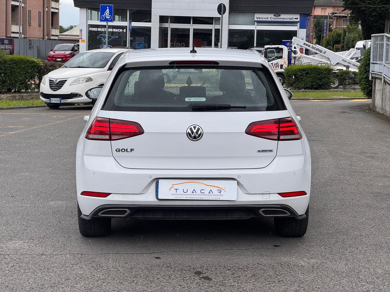 Volkswagen Golf Business 1.5 TGI BlueMotion #10732