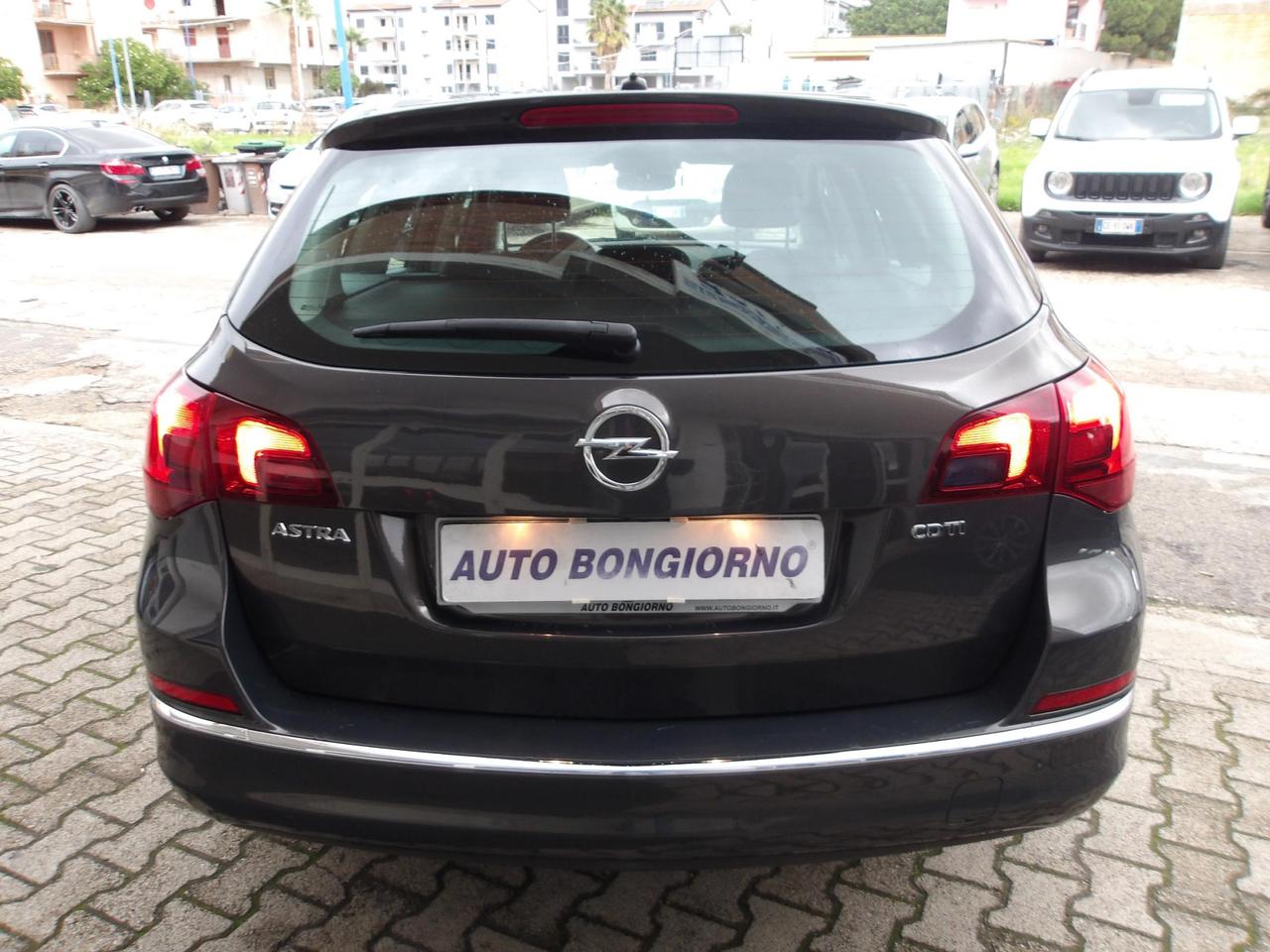 Opel Astra Sports Tourer 1.6 cdti (ecoflex) Cosmo s&s 136cv