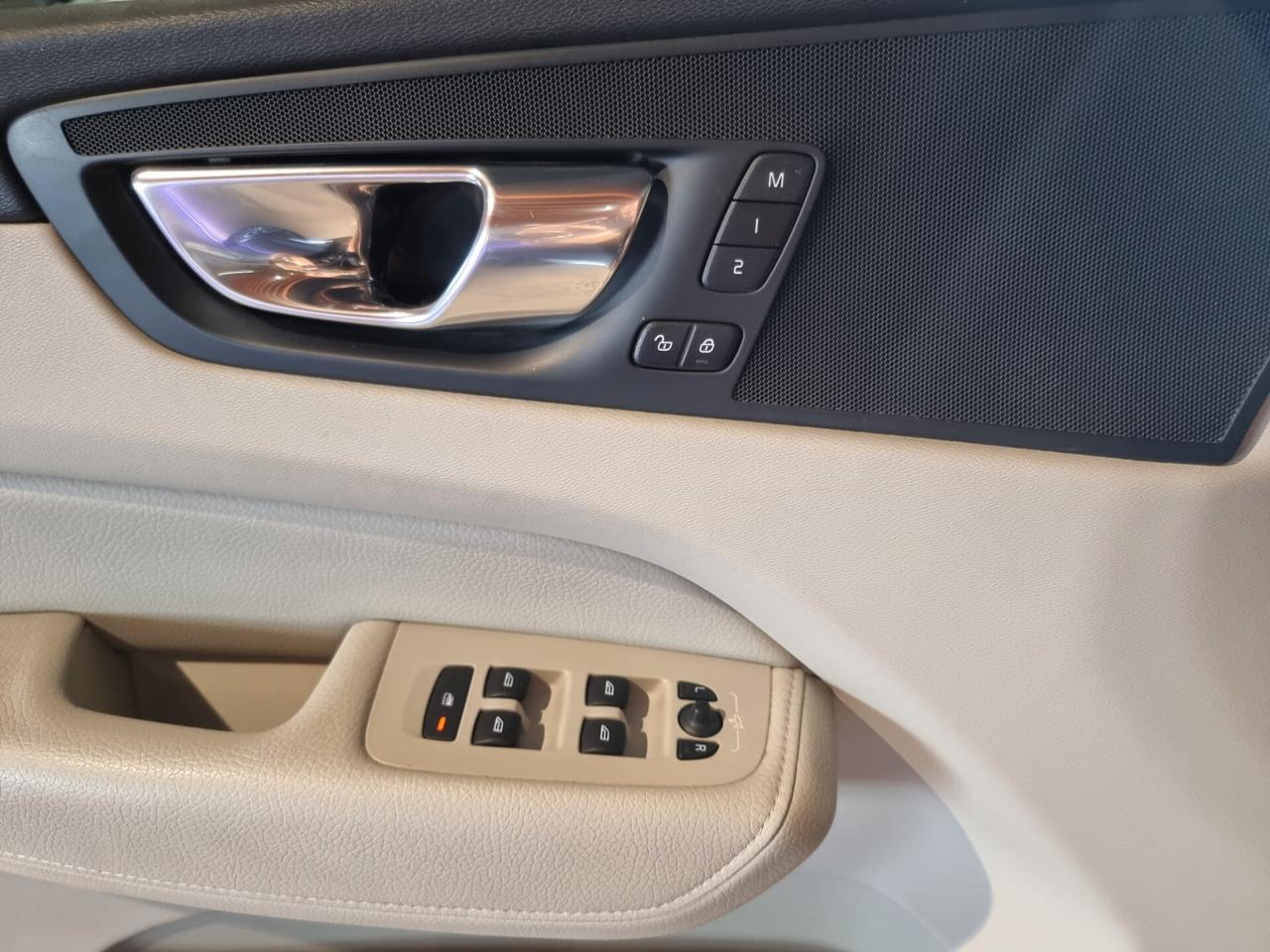 VOLVO XC60 2.0 B4d Mild Hybrid 197 CV Inscription Auto • PER OPERATORI DEL SETTORE