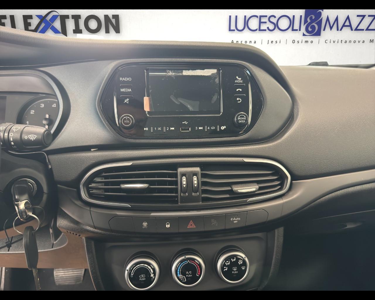 FIAT Tipo Hatchback Hybrid 1.5 Hybrid 130cv Dct Hb Tipo
