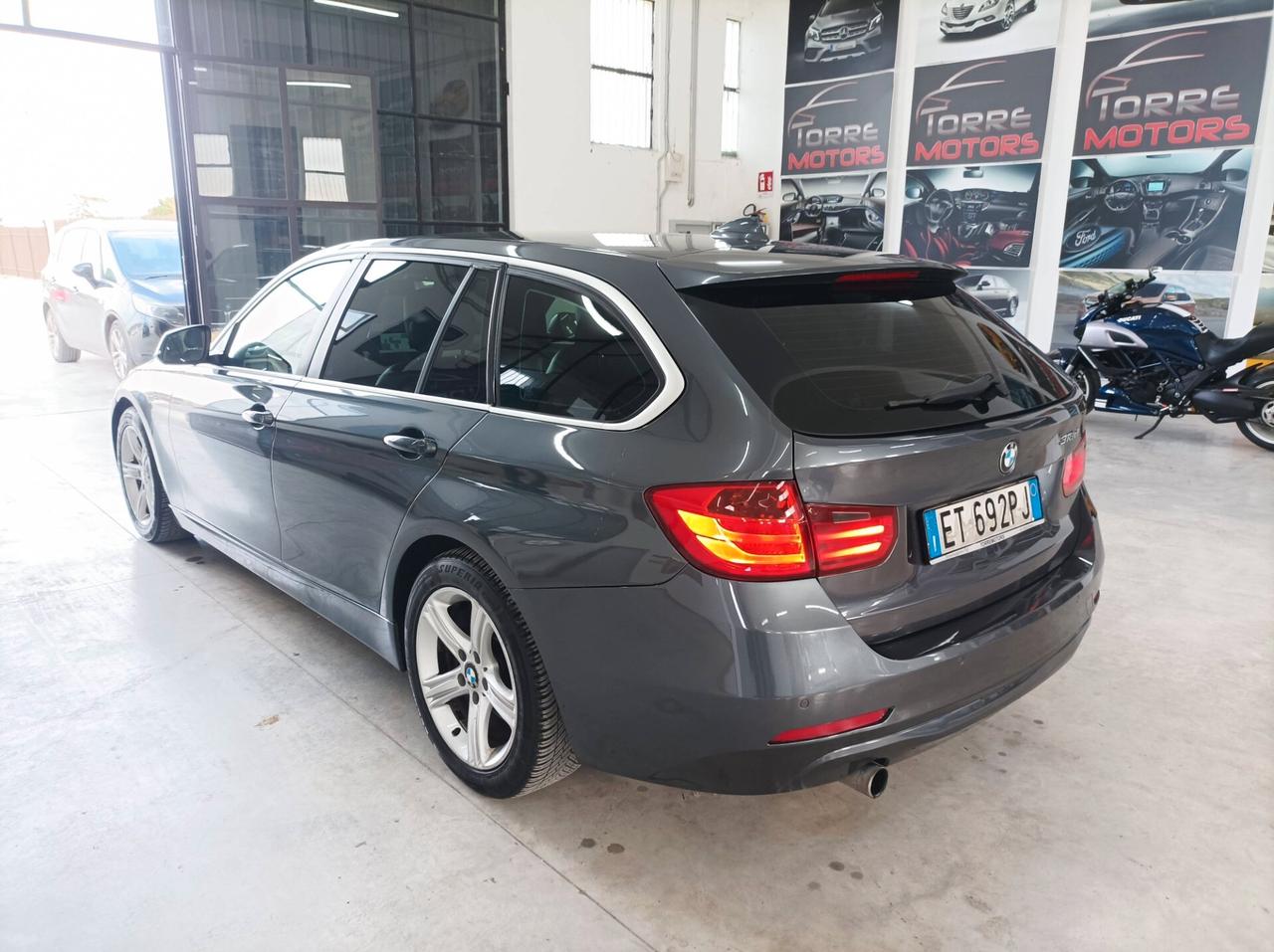 Bmw 318d Touring Luxury 143 CV - 2014