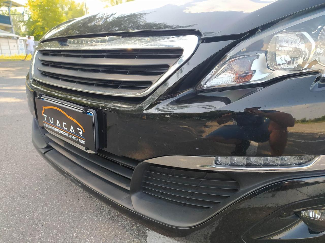 Peugeot 308 GT Line 1.6 Blue HDI 120 #6324