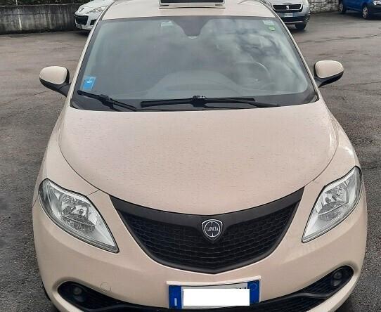 Lancia Ypsilon 1.2 69 CV 5 porte GPL Ecochic Gold