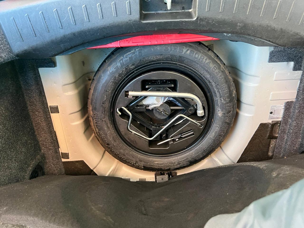 Lancia Ypsilon 1.0 FireFly 5 porte S&S Hybrid Ecochic Gold