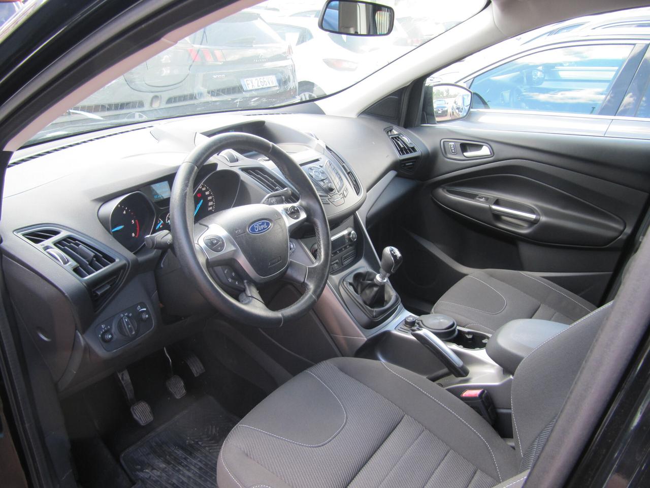 Ford Kuga 2.0 TDCI 115 CV 2WD Titanium