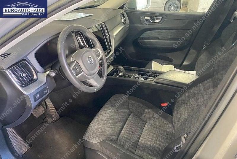 Volvo XC60 XC60 2.0 B4 D Momentum Pro awd auto