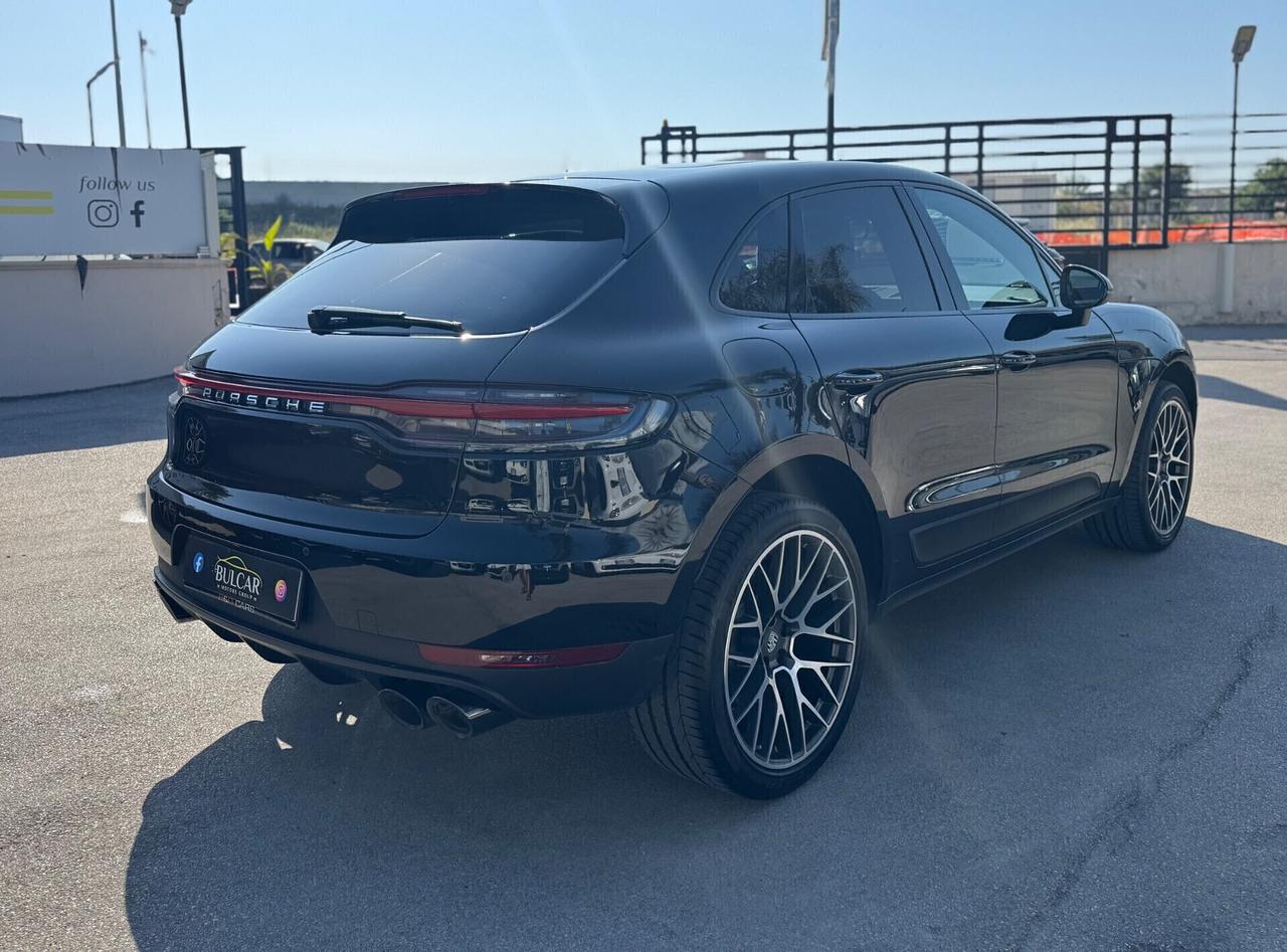 Porsche Macan 2.0 pari al nuovo