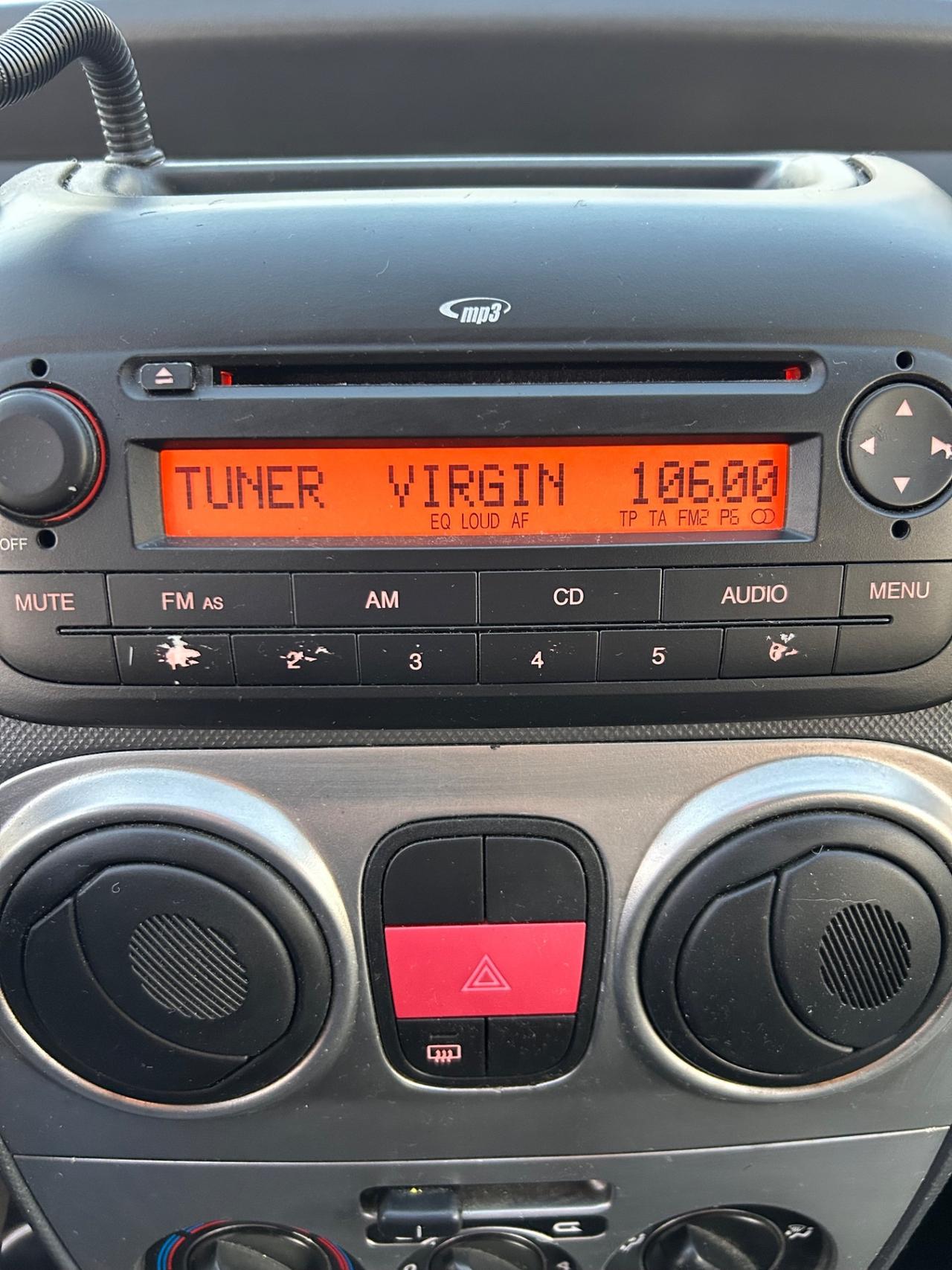 Fiat Qubo 1.4 8V 73 CV Dynamic