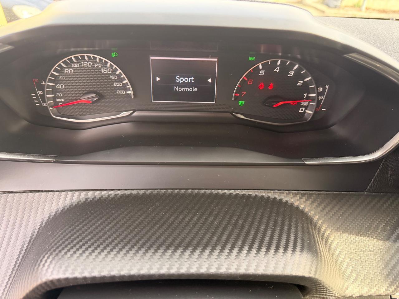 Peugeot 208 1.2 100 EAT8 Allure Pack AUTOMATICA