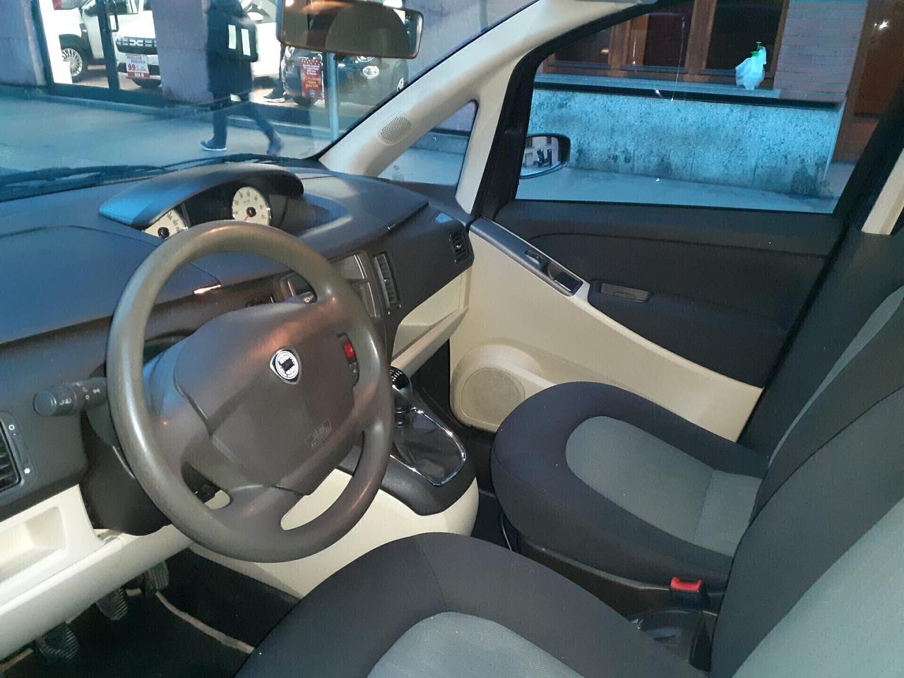 Lancia MUSA 1.4 16V Platino