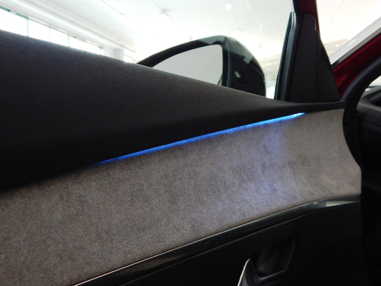 Peugeot 3008 1.5 bluehdi GT Pack EAT8 TETTO-NAVI-PELLE-LED-PARK