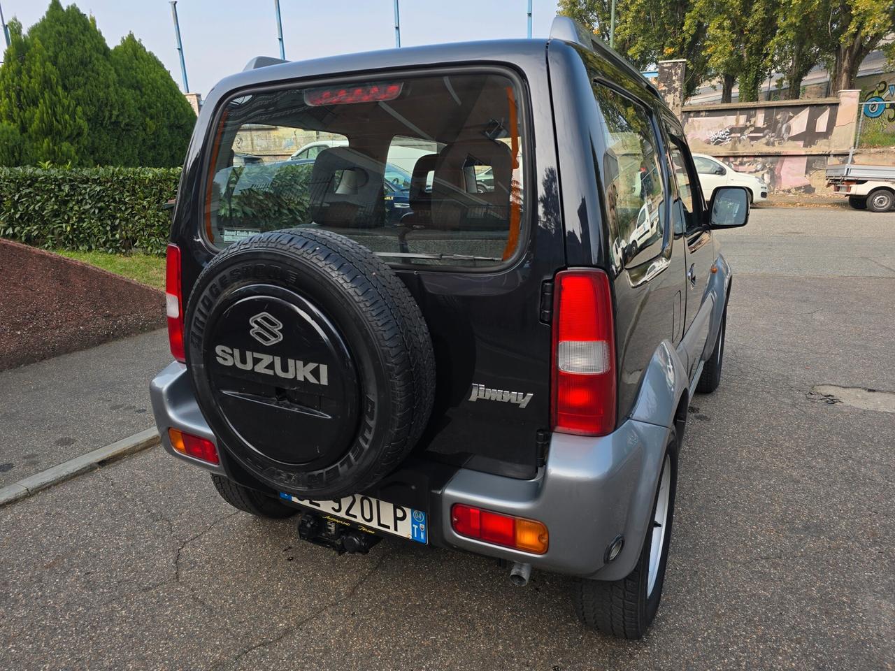 SUZUKI Jimny 1.3 16v JLX Special 4wd GPL