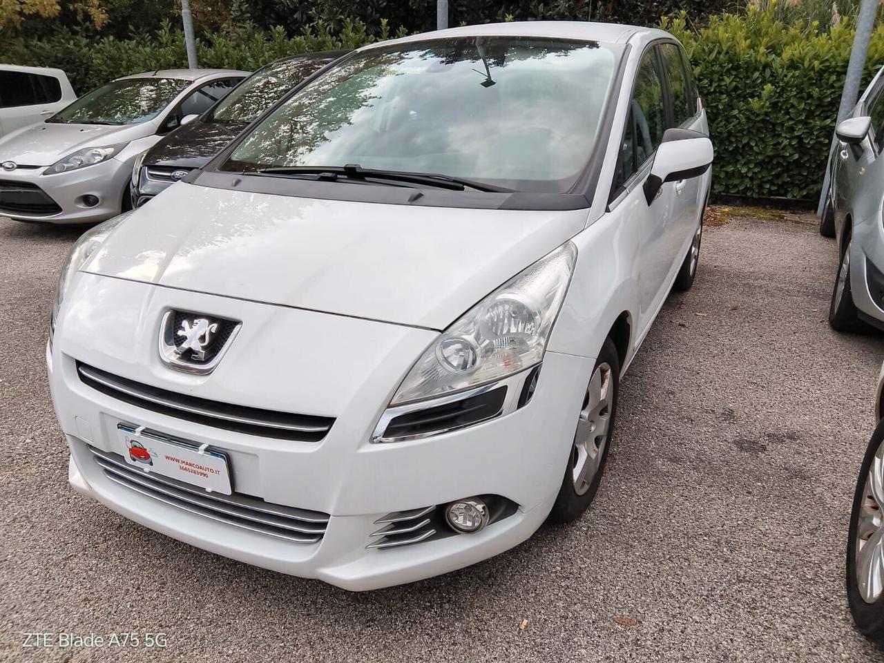Peugeot 5008 7 posti 1.6 Diesel Neopatentati