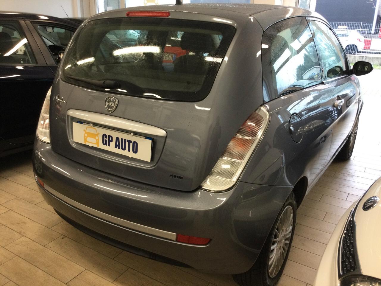 Lancia Ypsilon 1.2 Argento