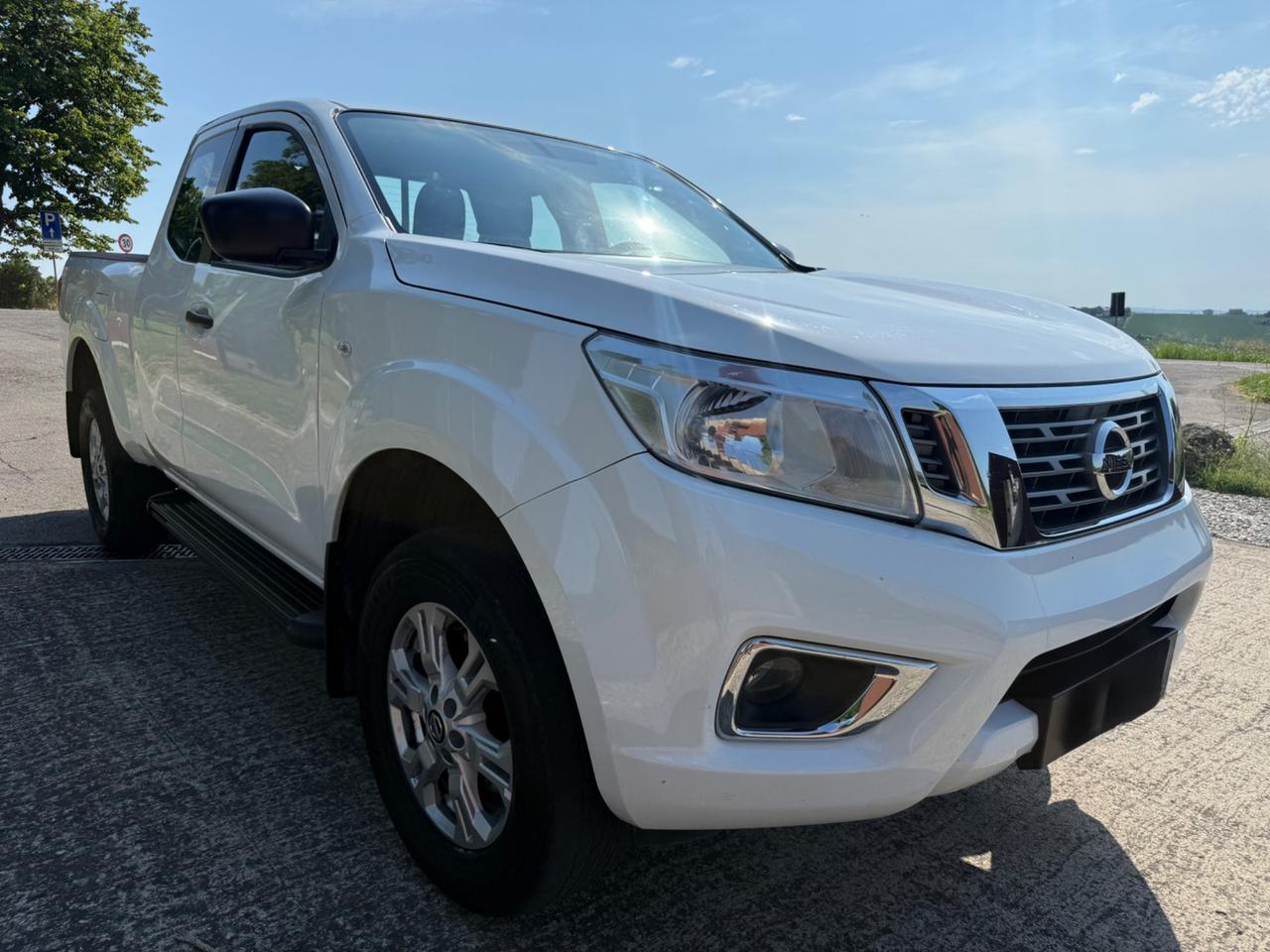 Nissan Navara 2.3 dci k.cab Acenta 4wd 163cv GARANZIA