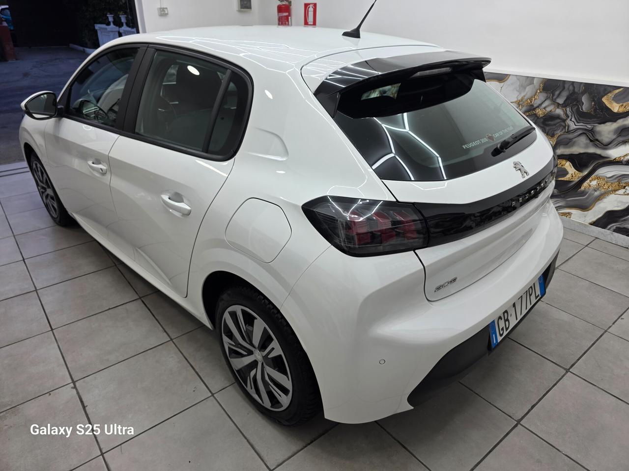 Peugeot 208 BlueHDi 100cv Stop&Start FULL LED