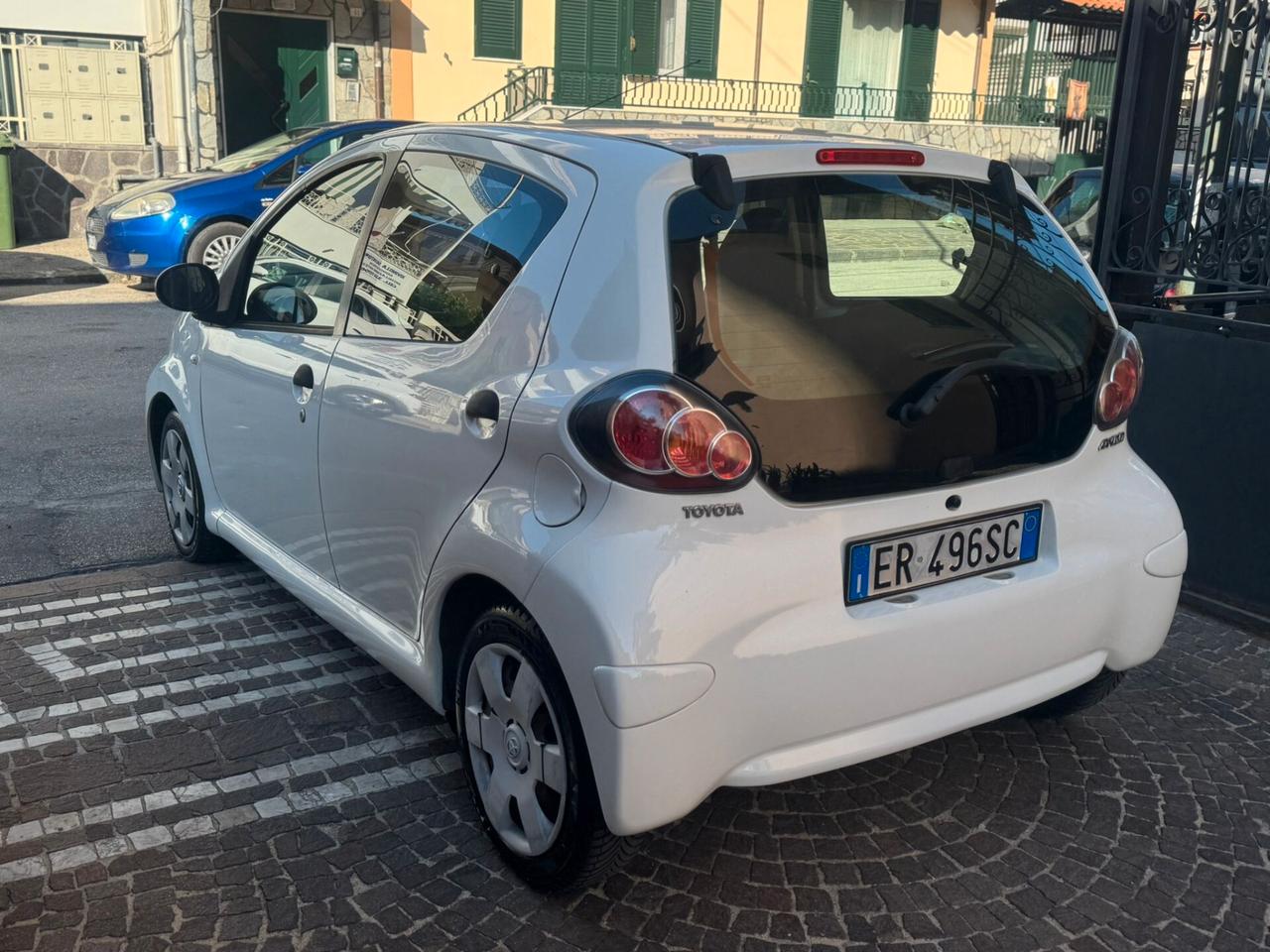 Toyota Aygo 1.0 12V VVT-i Orange Connect GPL