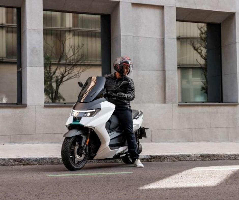 Nerva EXE II Scooter Elettrico 125CC
