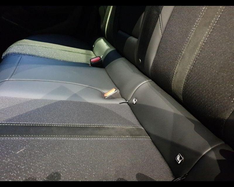 Peugeot 308 3ª serie Hybrid 136 e-DCS6 GT