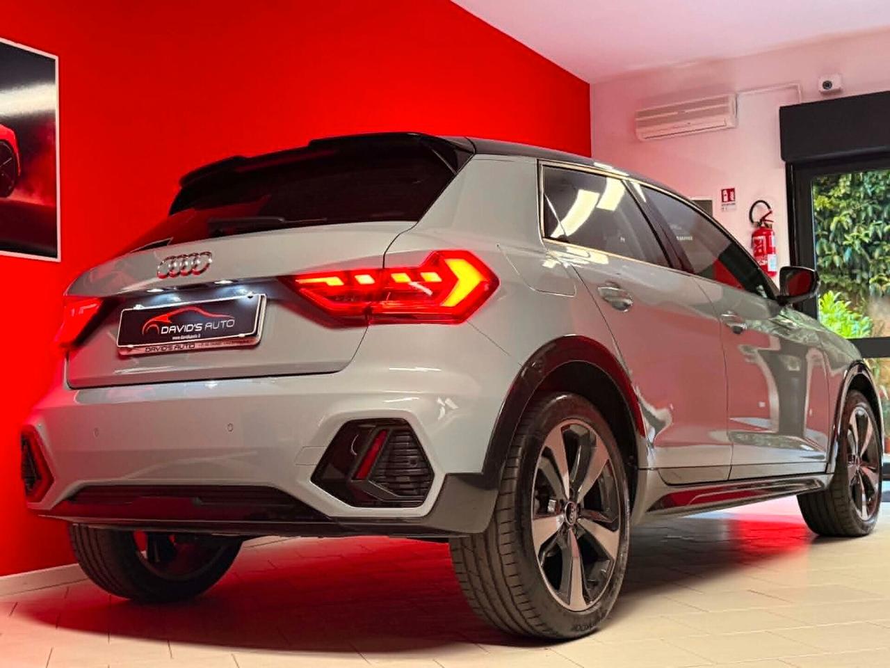 Audi A1 SPB 30 TFSI S tronic Identity Black