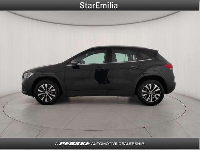 Mercedes-Benz GLA 200 GLA 200 d Automatic Sport